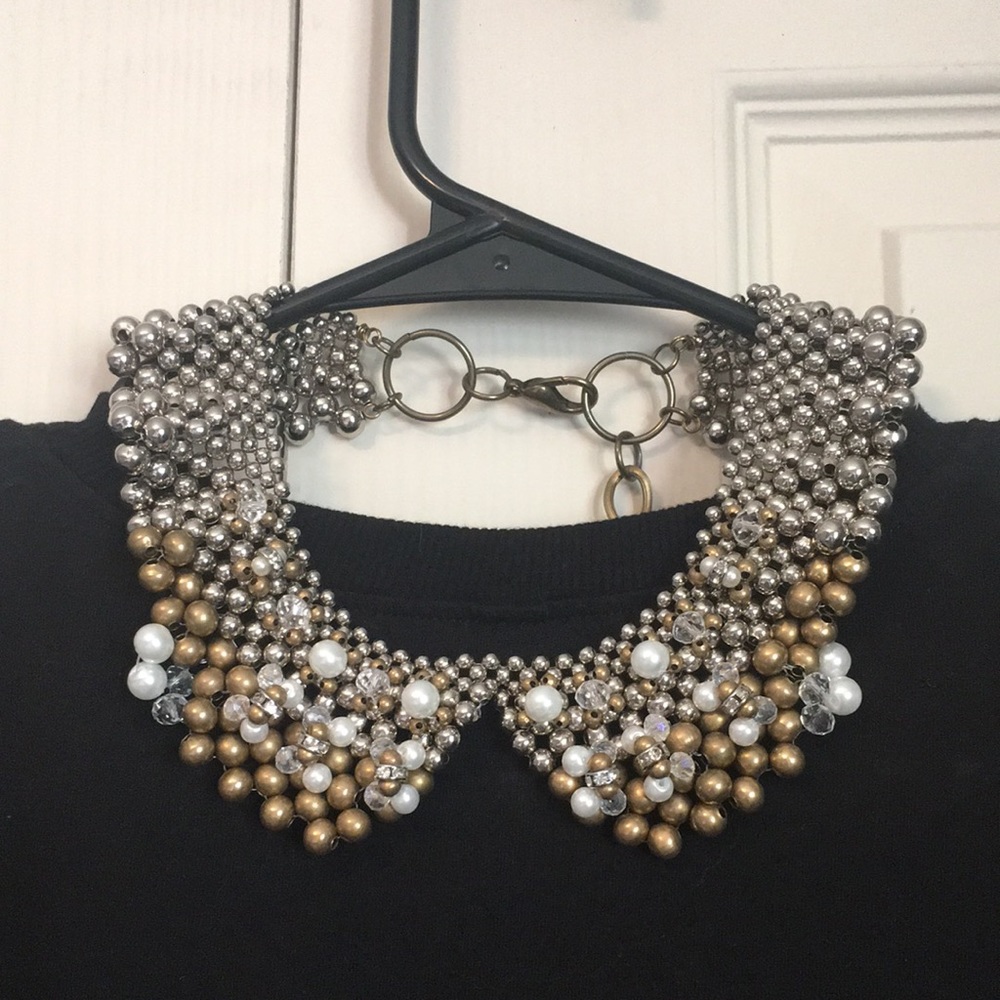 ANTHROPOLOGIE COLLAR NECKLACE